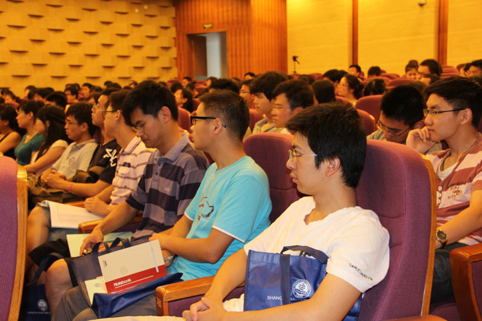 开学典礼现场