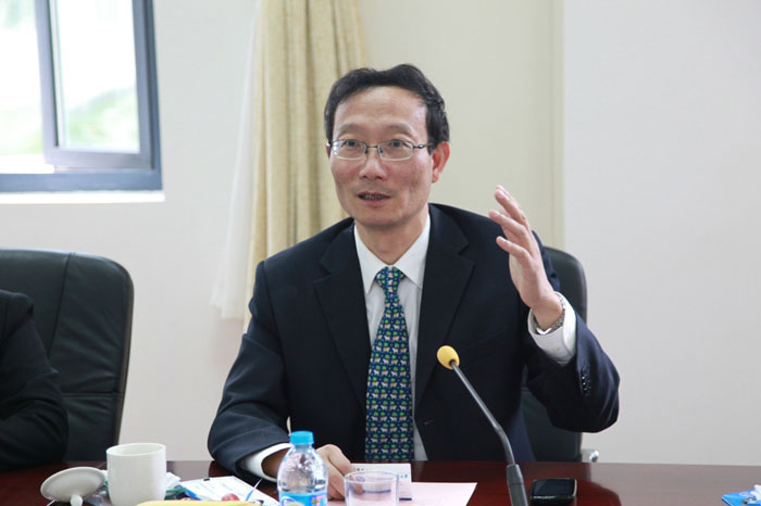 韩国海洋大学校长Park Han-il教授一行来校访问 黄有方校长致欢迎辞