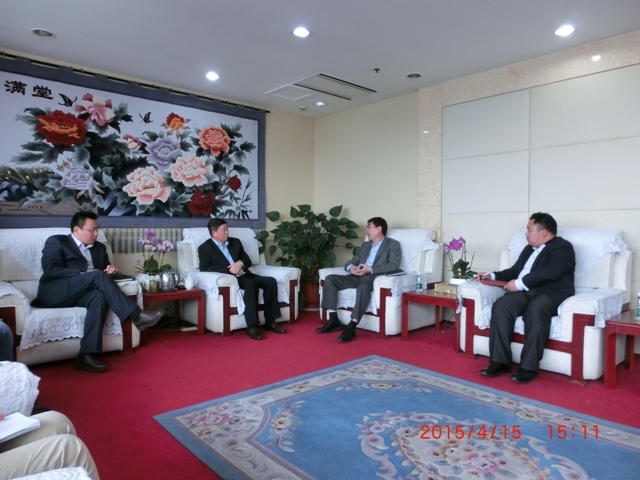 肖宝家副校长一行走访中国航务周刊等单位