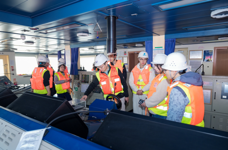 上海海事大学：将实践课堂搬进海上巨轮