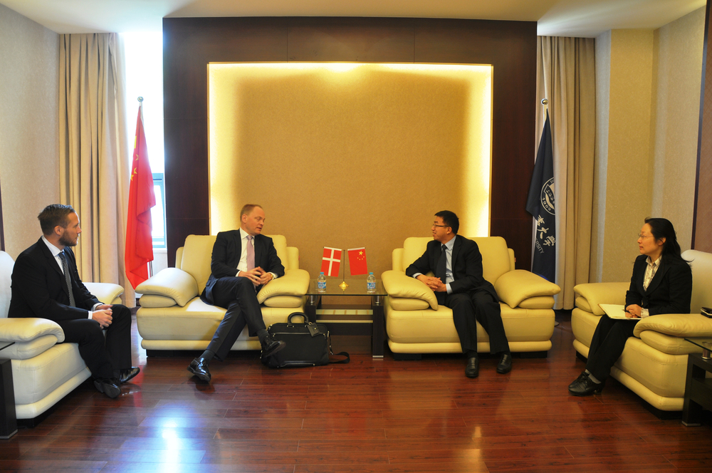 第二届上海海事大学—劳瑞森研讨会成功举行