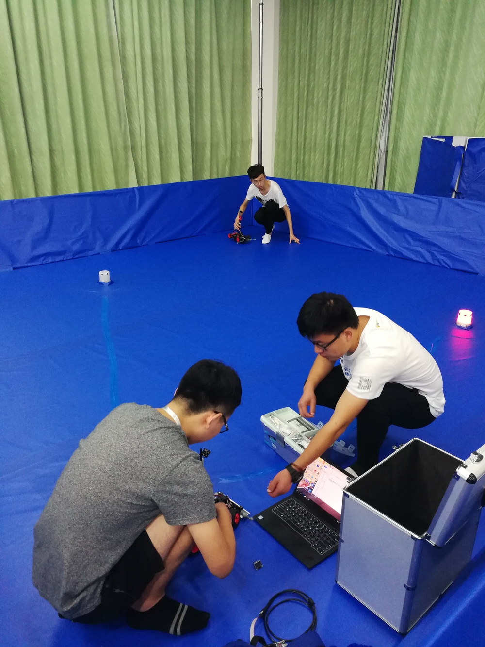 信标对抗组比赛中