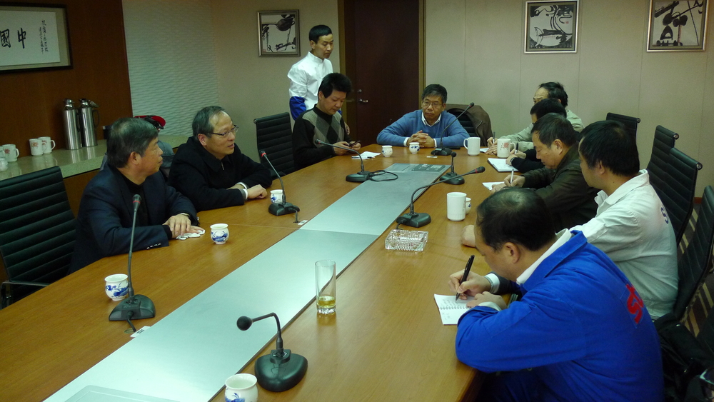 於世成书记一行与我校造船办及随船教师代表座谈