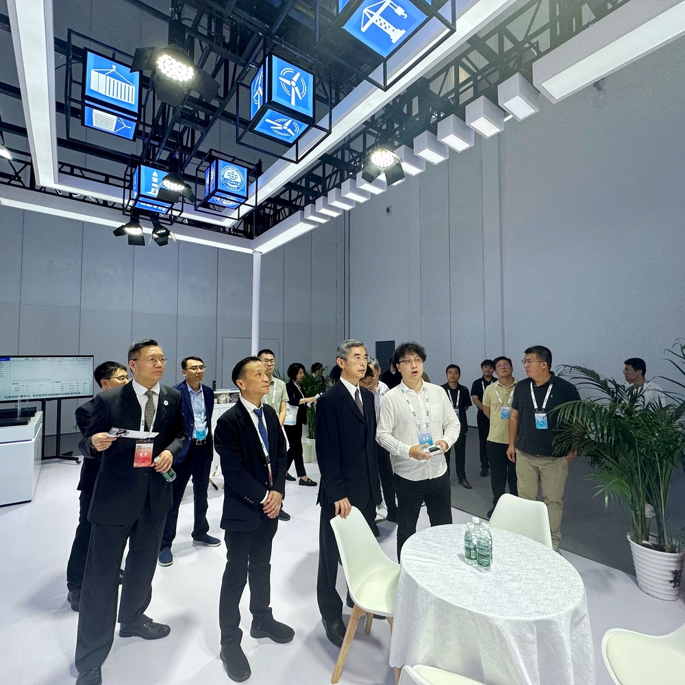 上海海事大学携多项科技成果亮相第十七届国际交通技术与设备展览会
