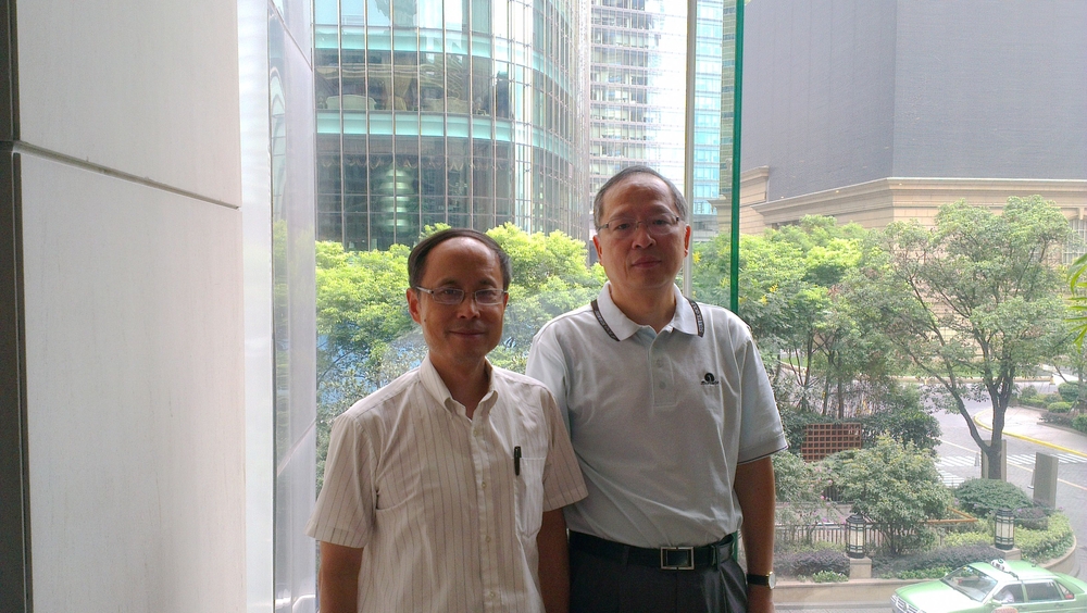 於世成书记、黄有方校长分别会见北美校友