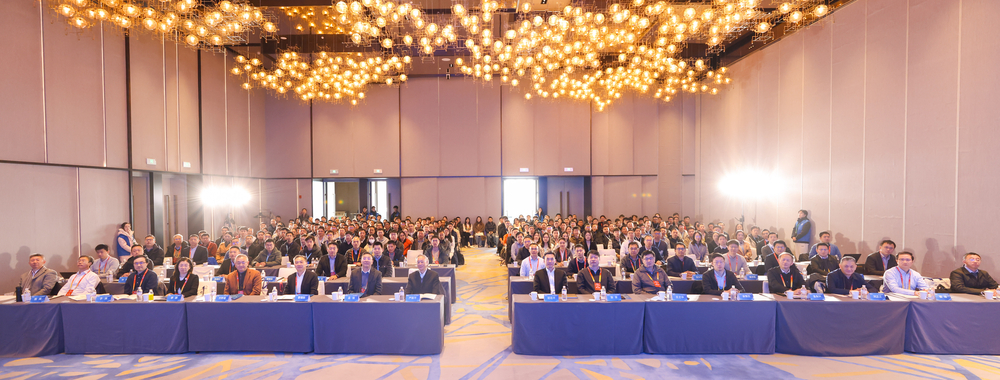 第二届水路交通与运载工程领域青年学者论坛在上海举行