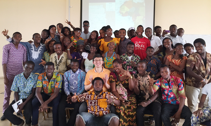 殷明老师连续五年远赴加纳讲学