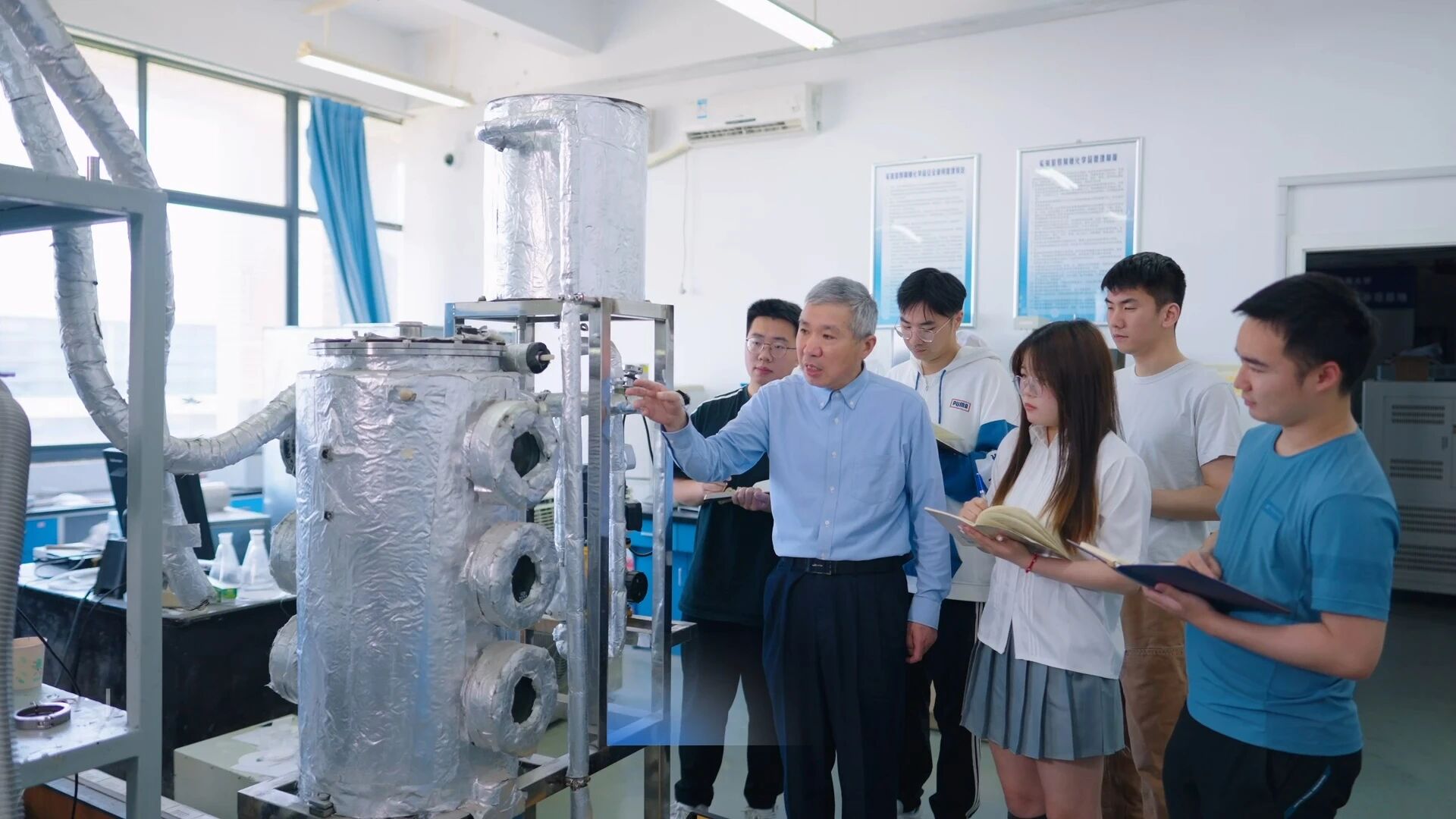 向海图强，智创未来！上海海事大学十大科技服务案例全揭秘