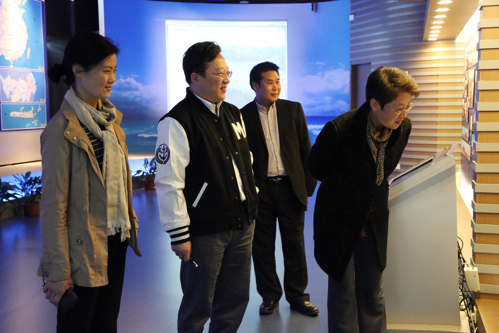 门妍萍副书记一行走访上海国际港务（集团）股份有限公司