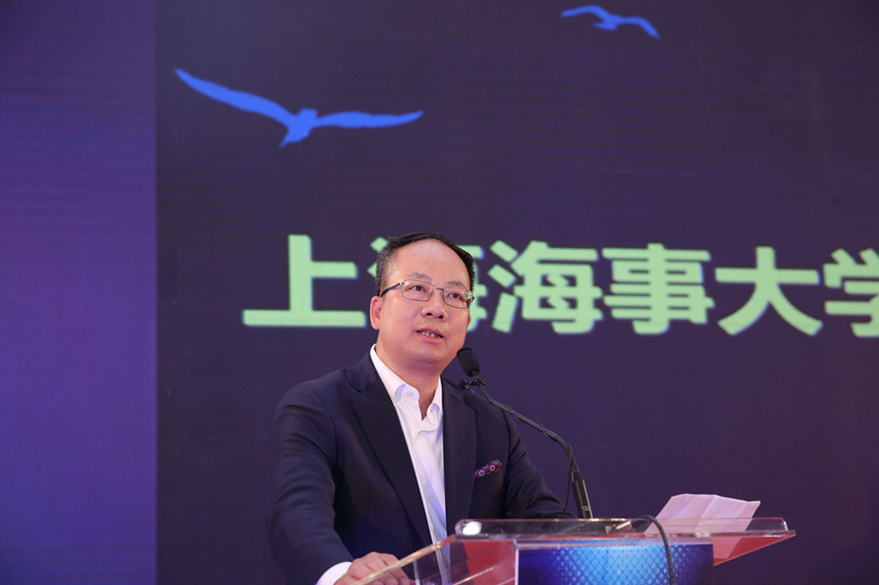 广州校友会会长赵淑洲介绍广州校友会概况