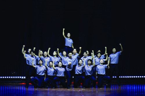 用舞步重绘百年航运图