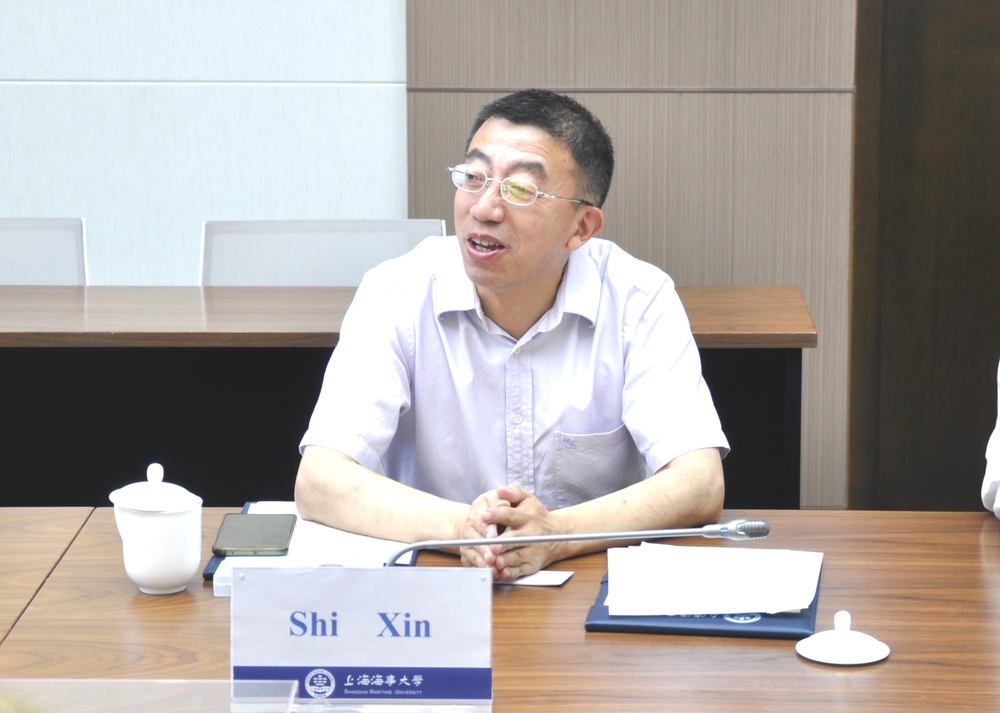 全球海事论坛代表团来校访问