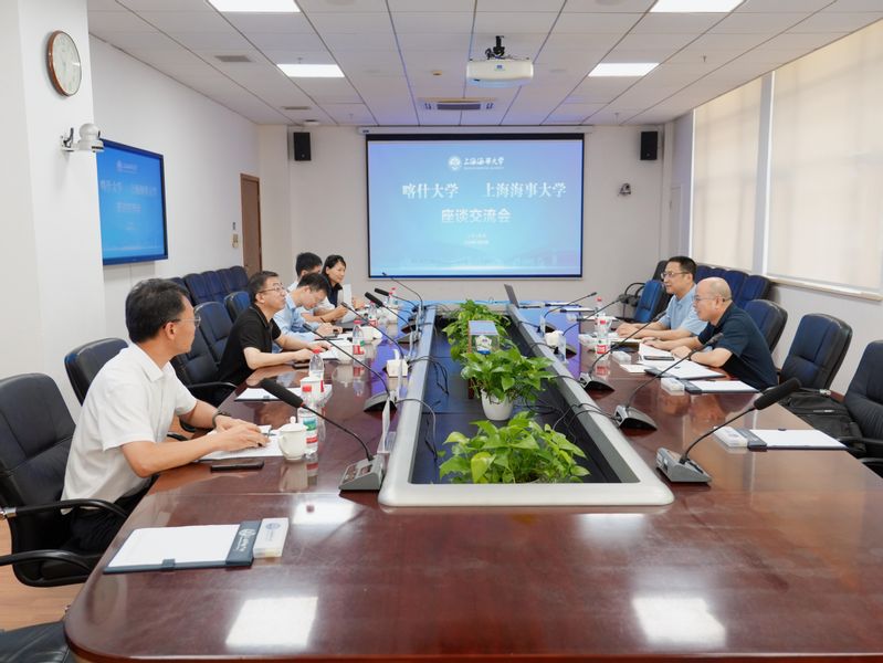 喀什大学党委副书记、副校长白建峰一行来校访问交流
