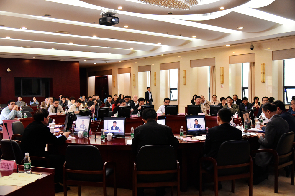 观看安全稳定警示教育片