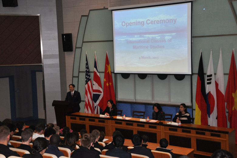 上海海事大学第四期国际班隆重开班