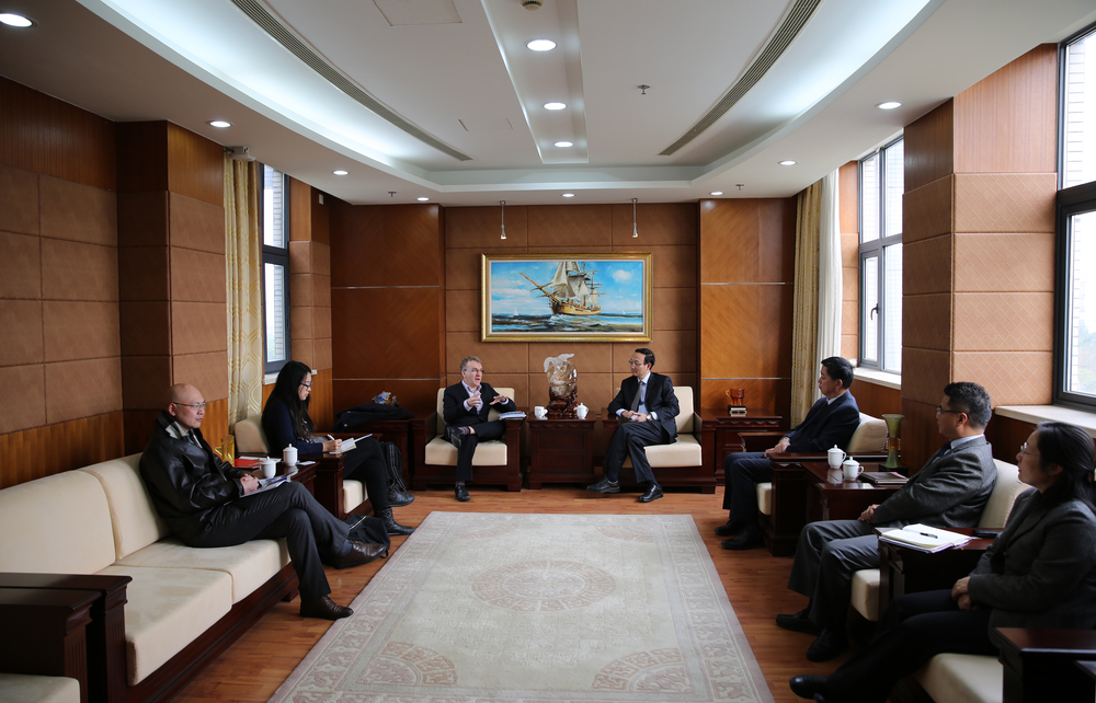 “国际顶级论文要求与写作”报告会顺利举办