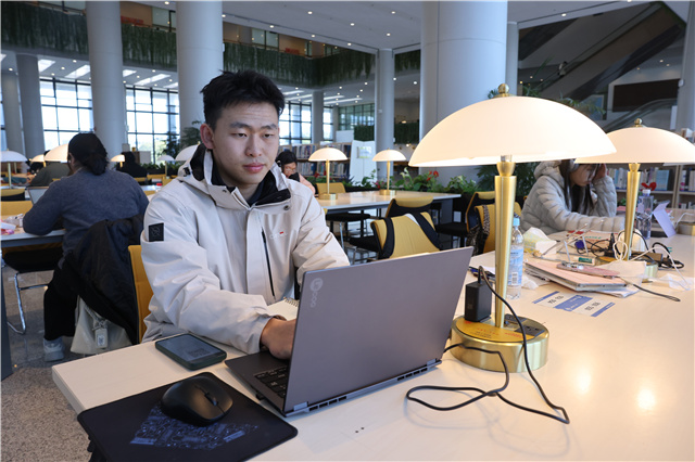 最美大学生｜从一个人到一群人，这位保研北大的00后以科创点燃青春