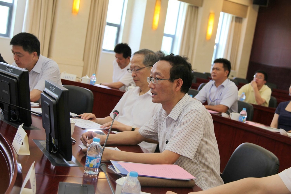 黄有方校长作工作汇报