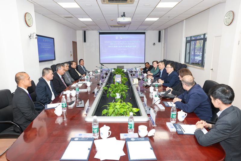 聚焦IMO与海事热点议题高级研修班在沪结业