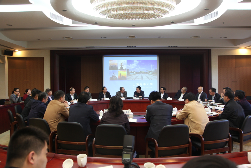 临港管委会、南汇新城镇党组书记陈鸣波一行来我校调研交流