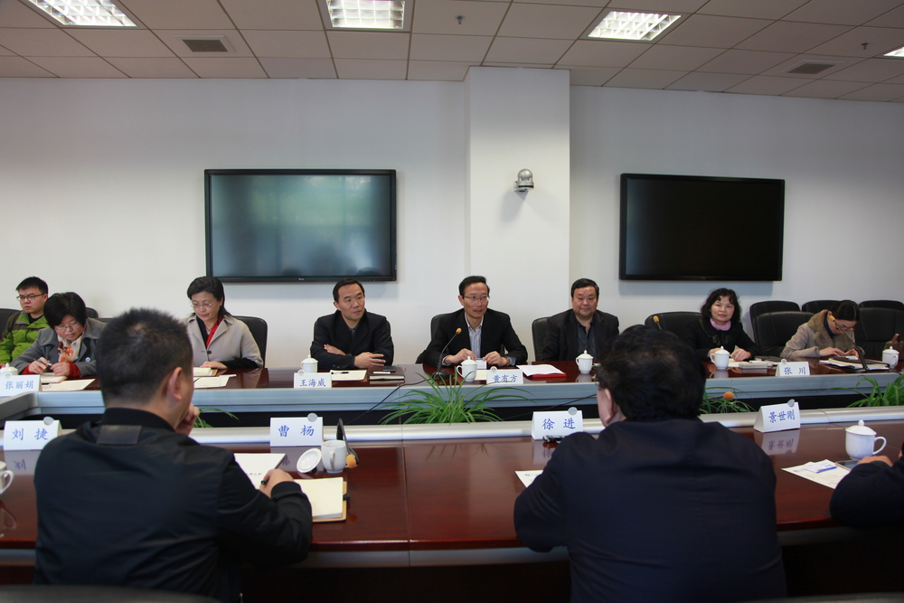 宜宾市委副书记、市长徐进一行来访