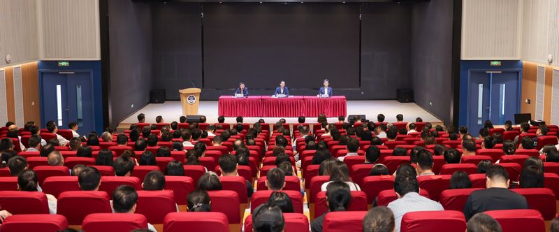 上海海事大学树立和践行正确政绩观学习教育警示教育会暨2026年全面从严治党大会举行