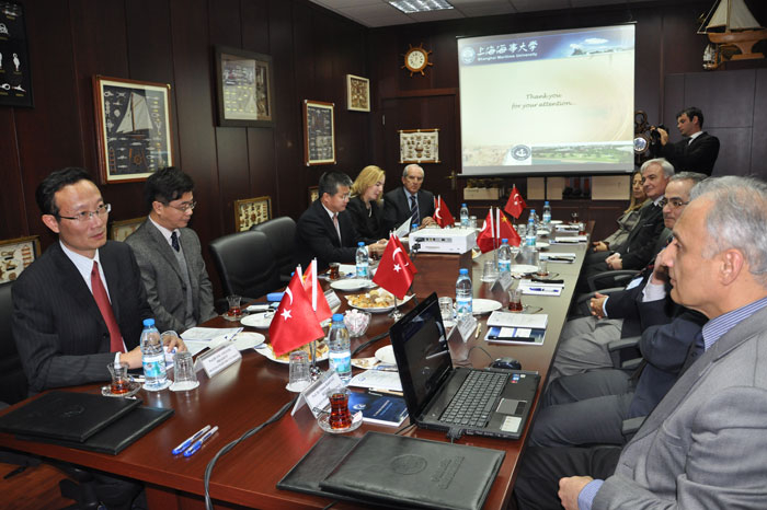 黄有方校长访问土耳其Piri Reis 海事大学