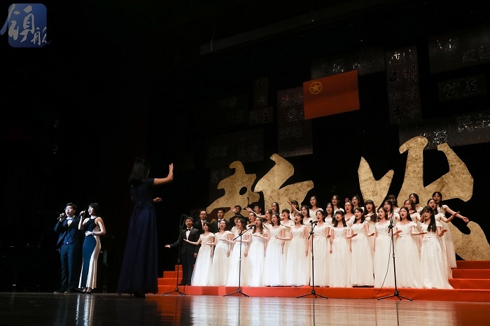 “新火”青春风采五四歌会现场