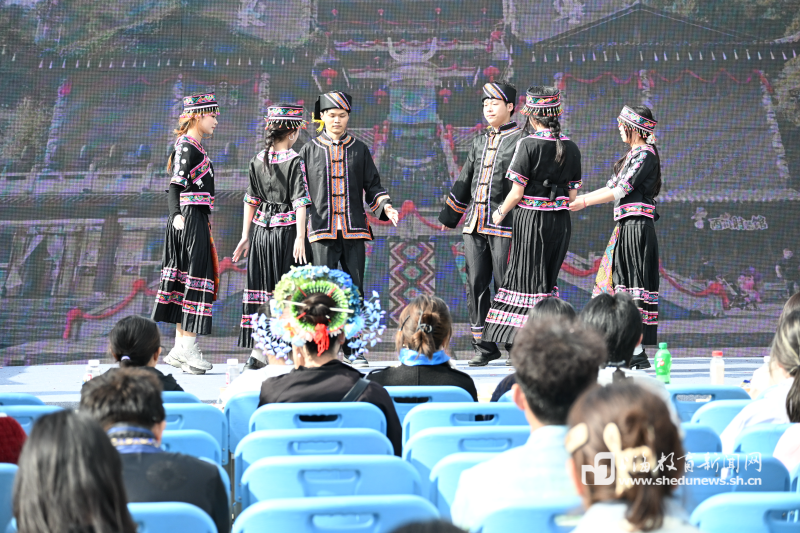 办了十六年的“家乡美”，今年带学生打卡红色根脉、玩转海丝起点