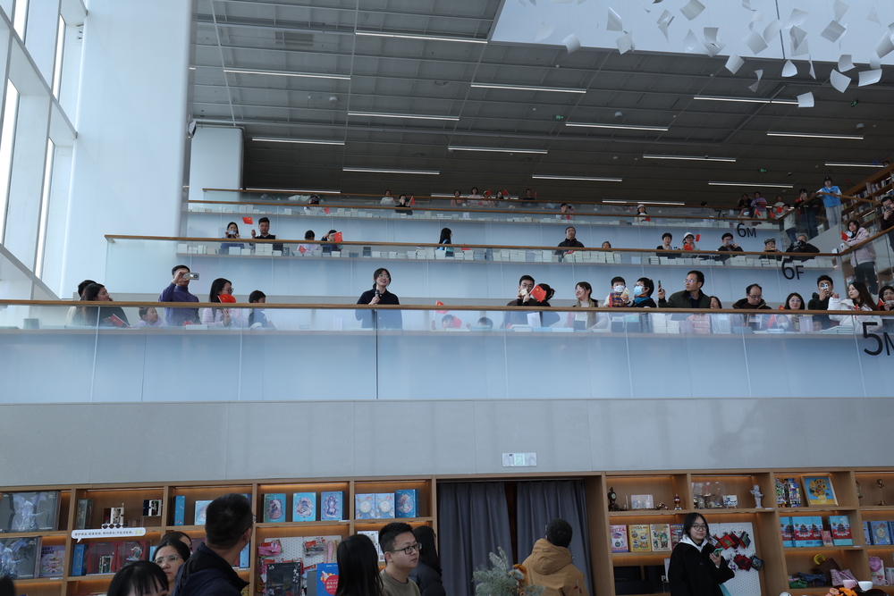 演唱《我和我的祖国》