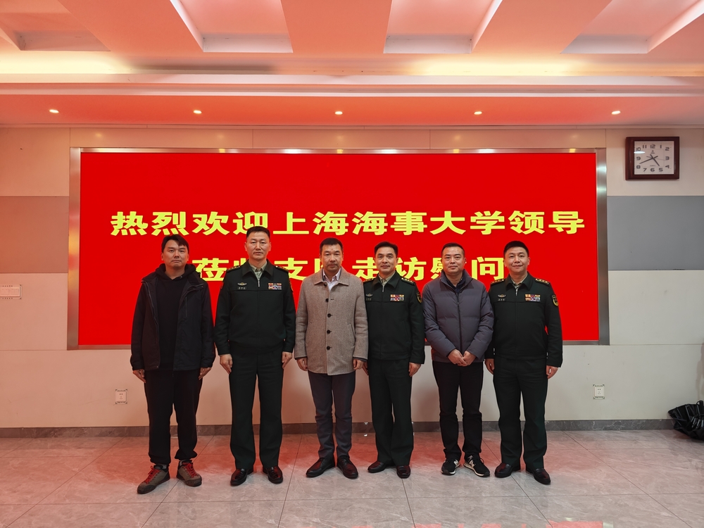 学校走访慰问共建部队官兵