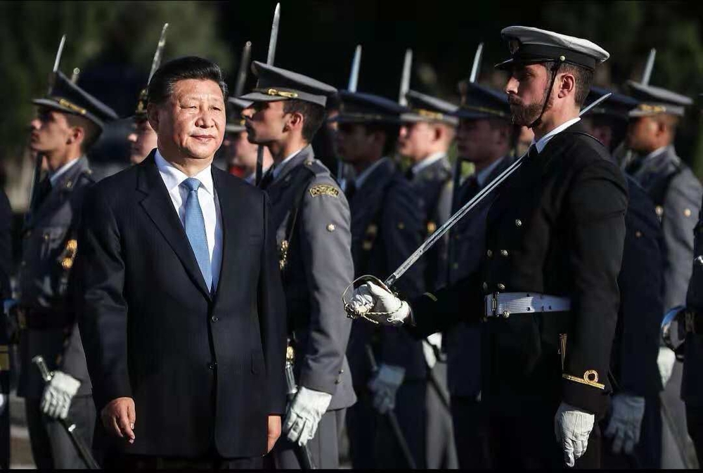 我校在葡萄牙留学生参加欢迎习近平主席访问活动