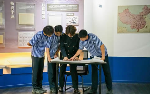 AI赋能、VR助力、沉浸式情景剧！上海海事大学学子让校史“动”起来