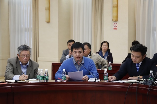 教师代表马克思主义学院王达山老师发言