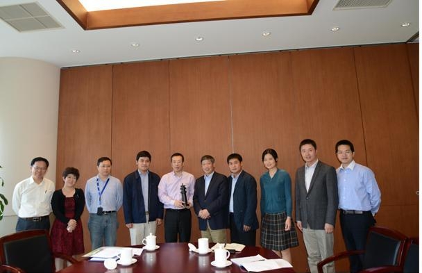 肖宝家副校长带队前往上海国际港务集团调研