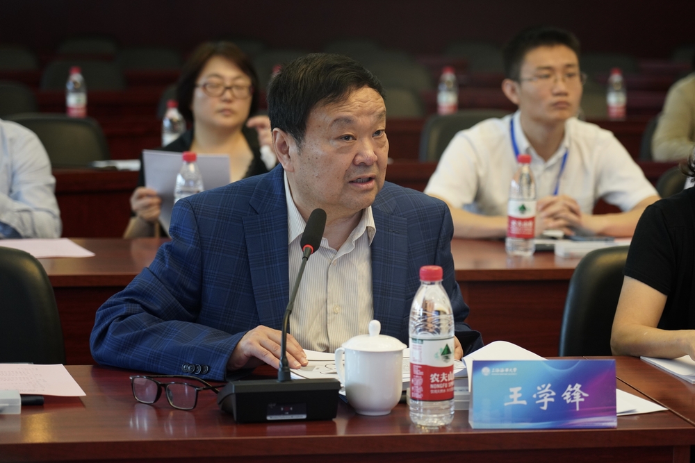 交通管理专业主任王学锋教授汇报专业建设情况