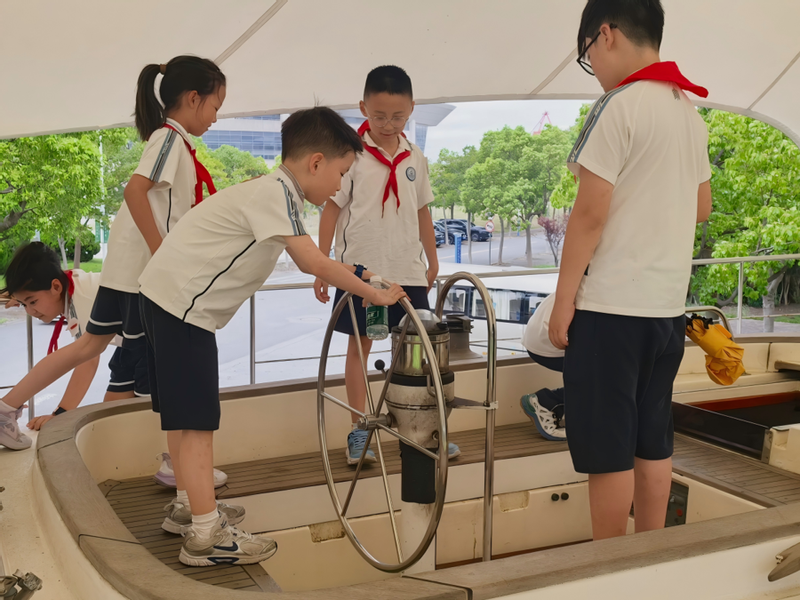 走，去海边上课！临港首发4条航运文化研学路线，大中小学生一起“向海图强”