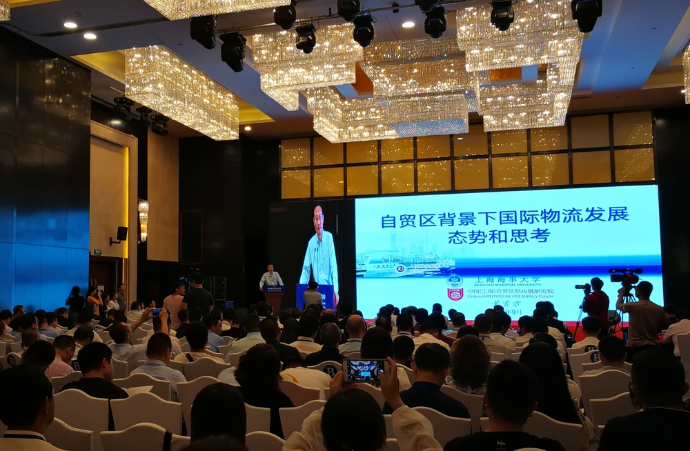 黄有方校长出席第四届中阿博览会并发表演讲