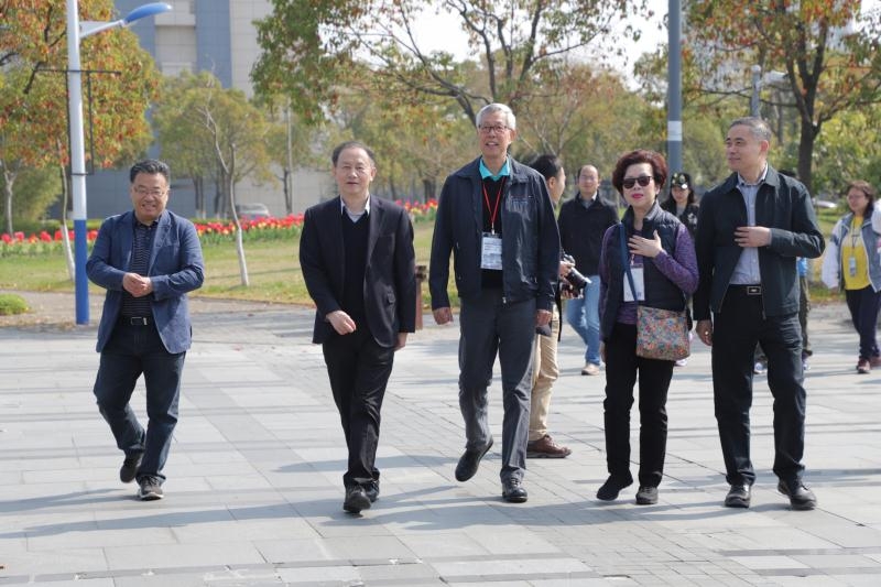 香港励进教育中心教师代表团来校访问
