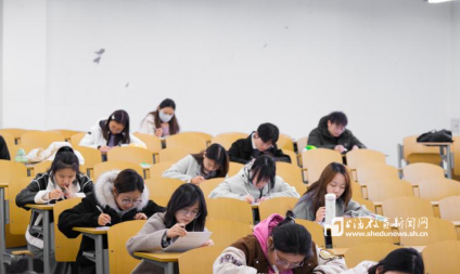 从课堂到职场：企业家辅导员助力海事学子实现行业适配