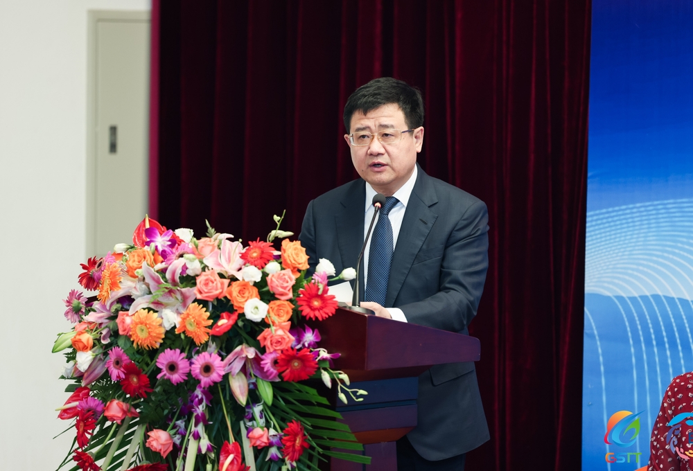 学校留学生代表参加全球交通青年英才研修班项目