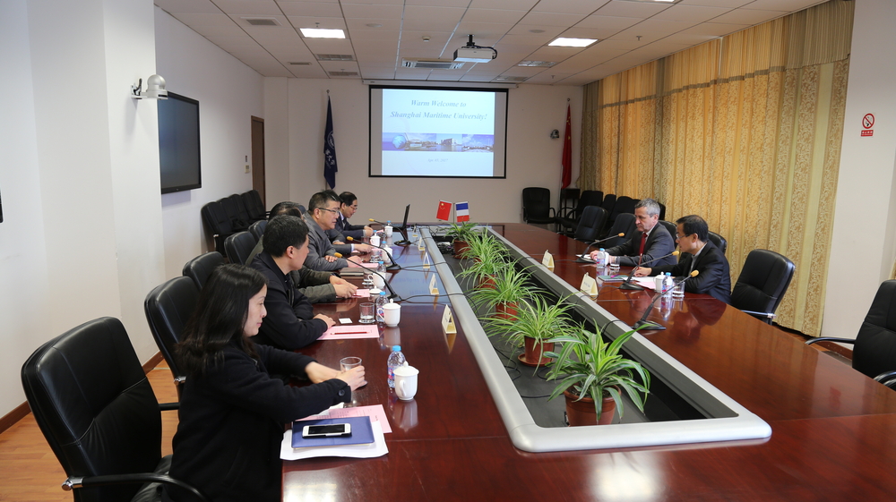 法国南特综合理工学院校长来校访问