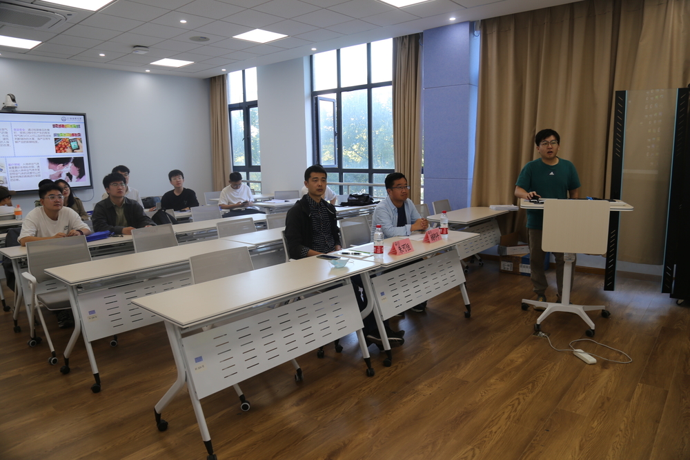 分会场学生报告