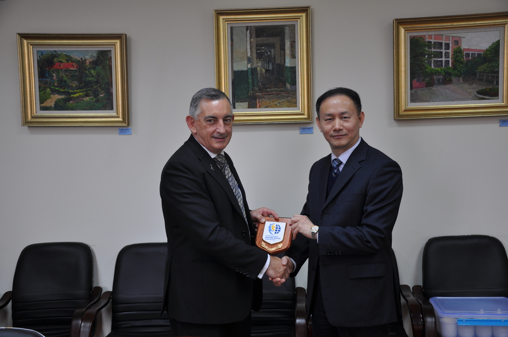 国际海上人命救助联盟秘书长来校访问