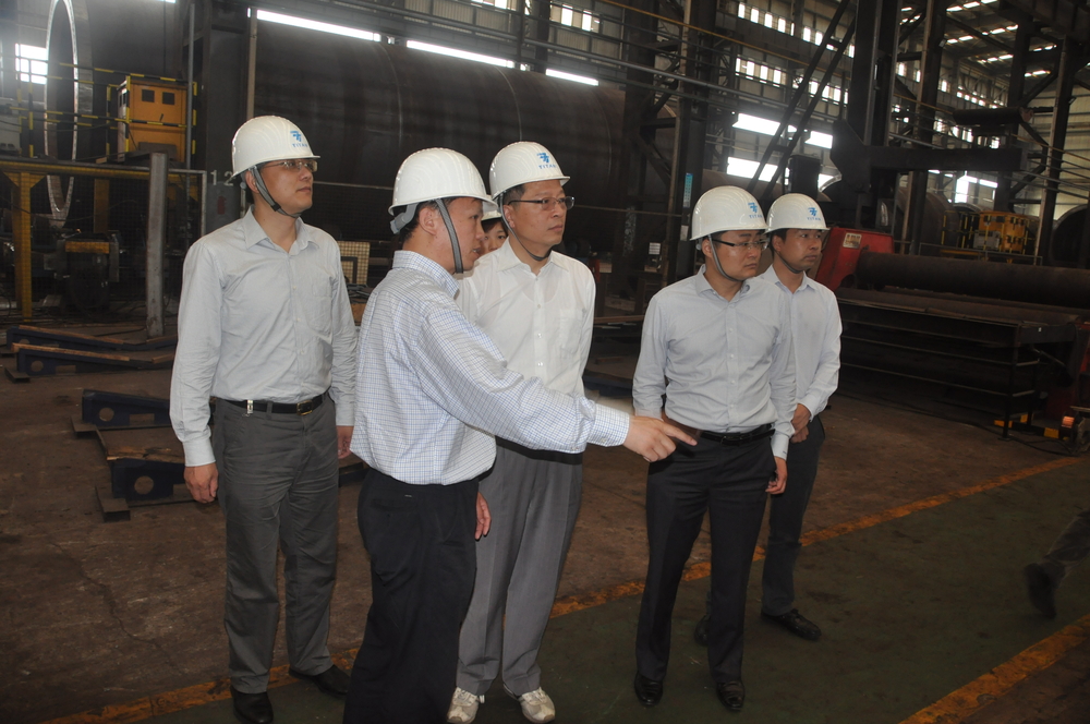 参观公司车间现场