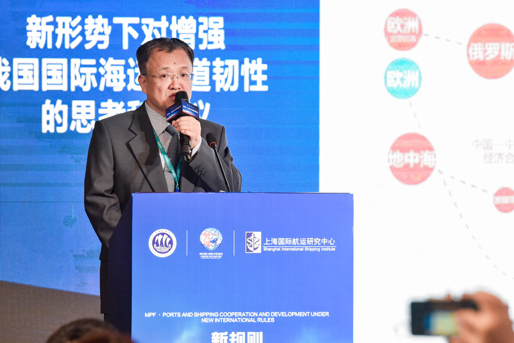 交通运输部科学研究院交通发展研究中心主任李忠奎发表演讲