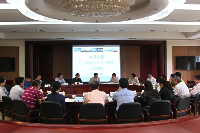 广东海洋大学党委副书记向献兵一行来校调研