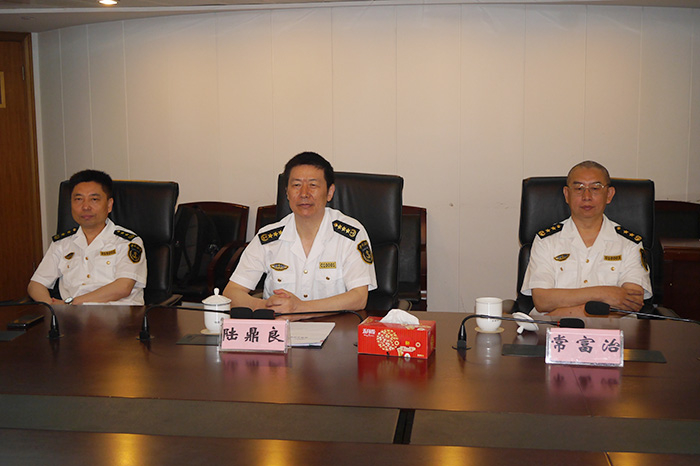 校领导赴上海海事局拜访