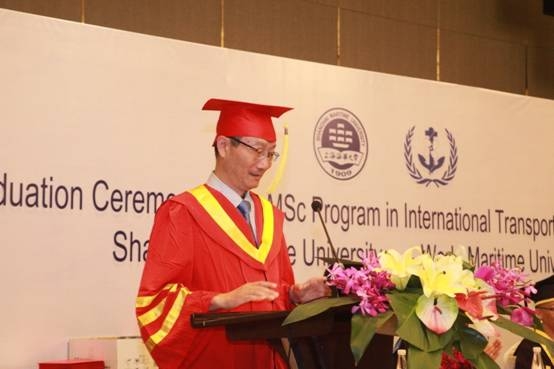 我校“国际运输与物流”合作办学硕士项目第十二届学生毕业典礼举行