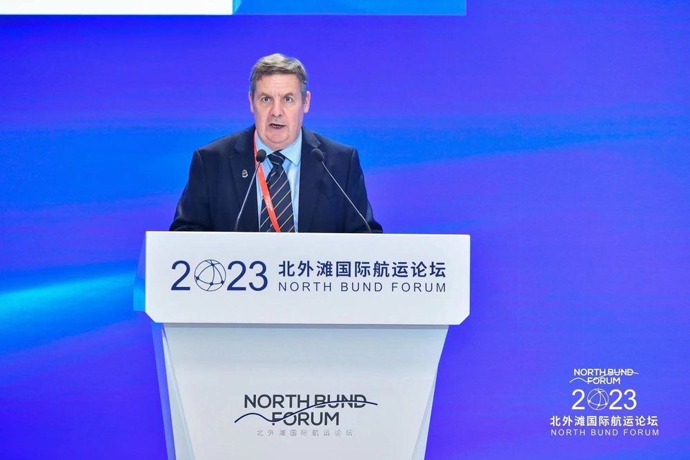 国际航运公会秘书长盖·普拉滕发表主题演讲